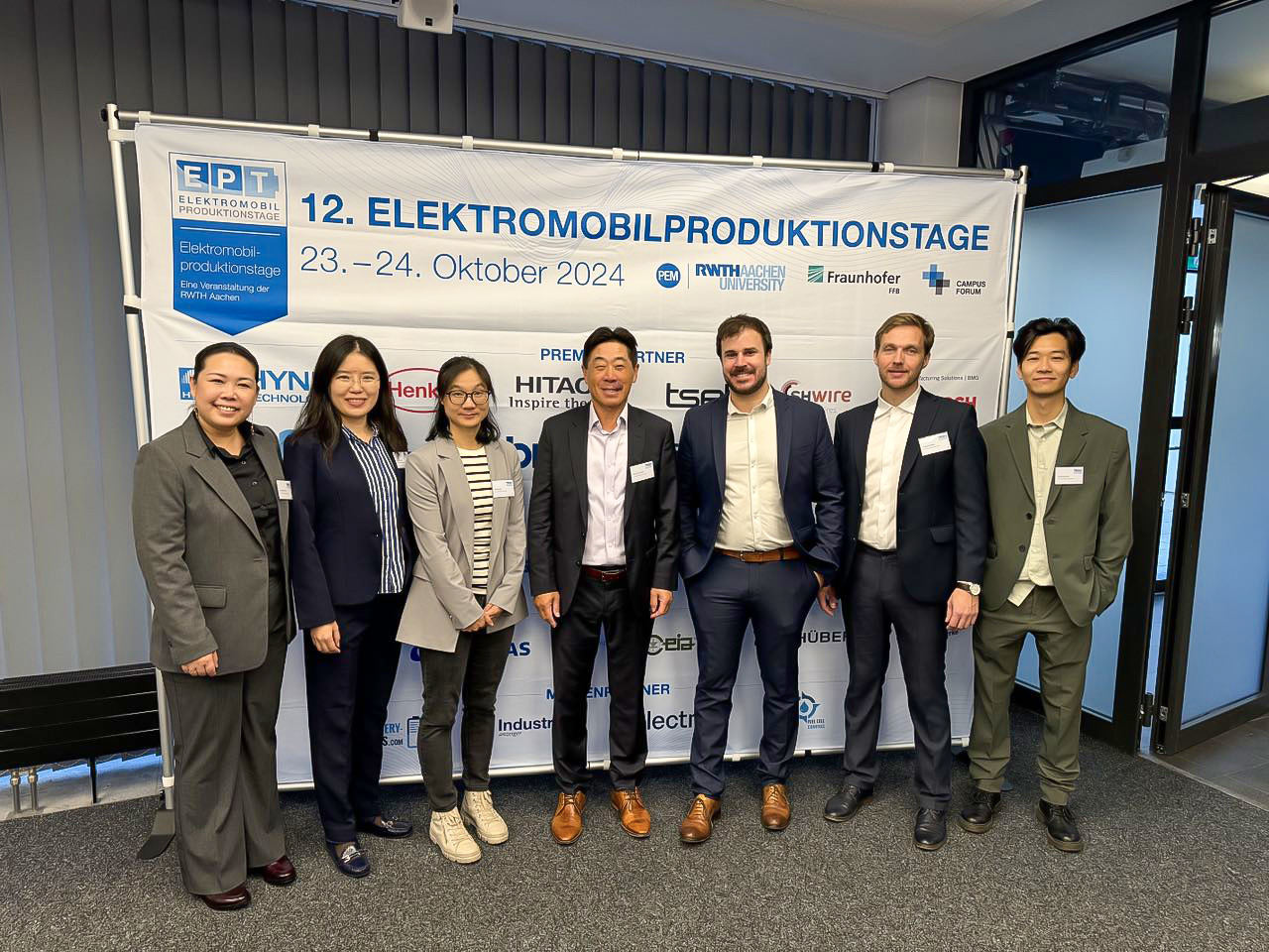 8986e3a51d7d40253ccd5791e99a0a62.jpg 8986e3a51d7d40253ccd5791e99a0a62.jpg